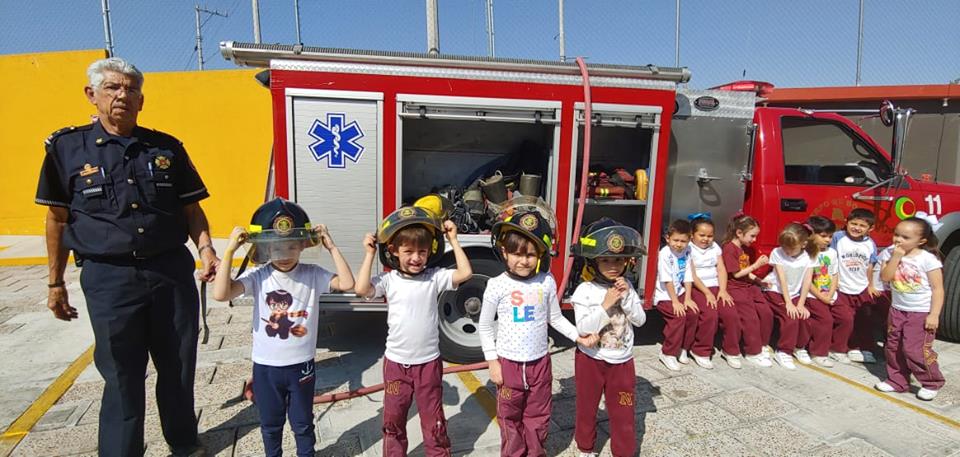 Visita de bomberos Campus Piamonte